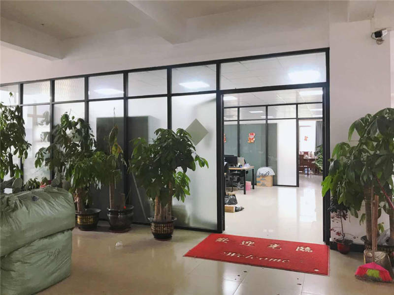 一個(gè)老淘寶人的坎坷電商路：11年搬家13次，從月虧20萬到月銷百萬